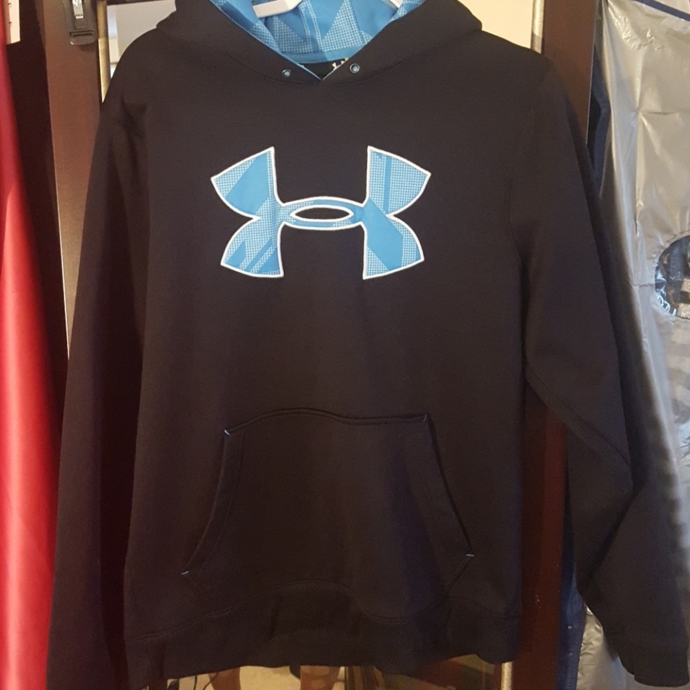 Under Armour Sweatshirt